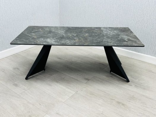 Chicago Coffee Table - Black & Gold